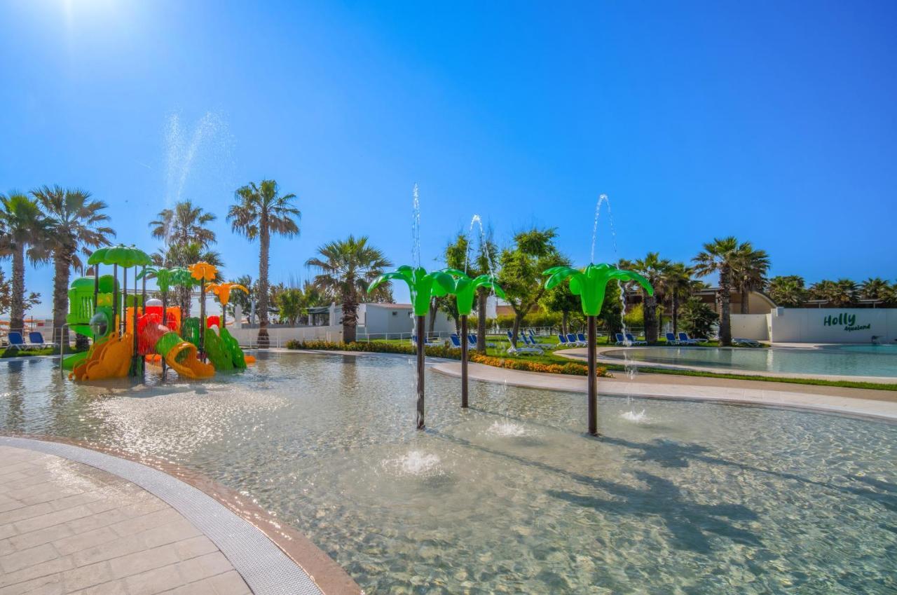Holiday Family Village Porto SantʼElpidio Exterior foto