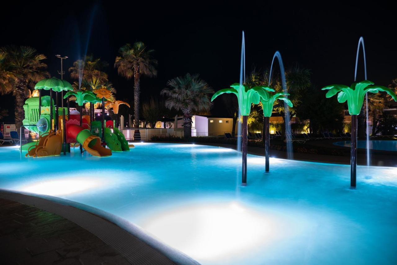 Holiday Family Village Porto SantʼElpidio Exterior foto